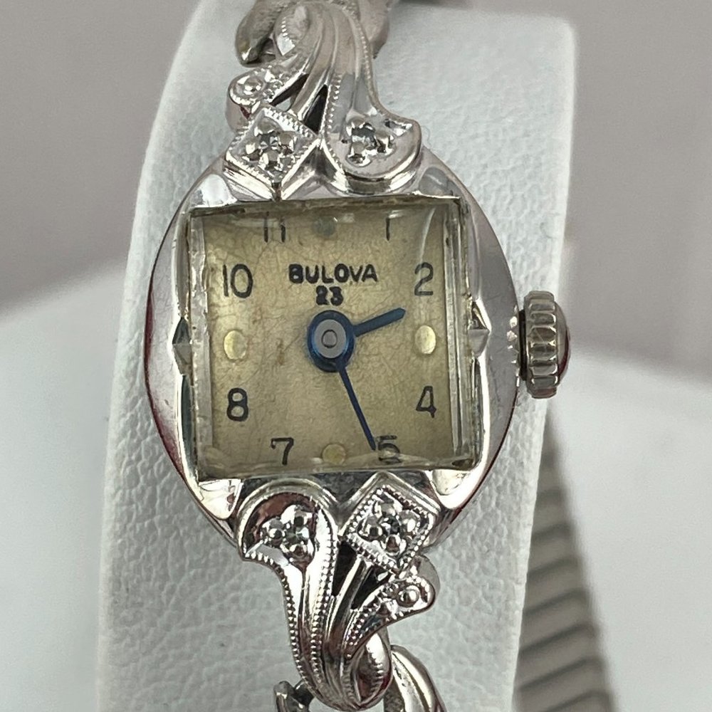 Vintage Bulova 23 Jewel Diamond Gold 10 Karat White Gold Filled Watch M1